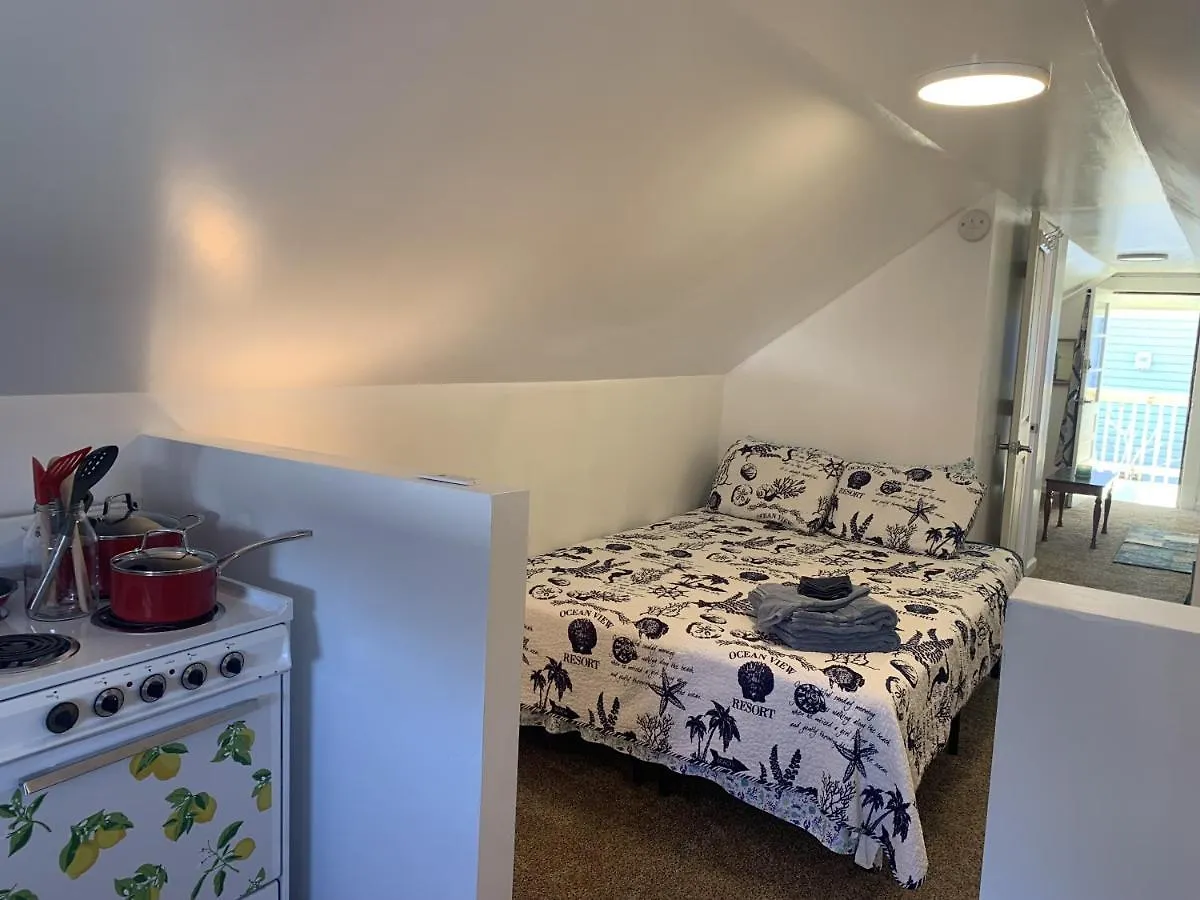 Loft At The Beach Apts North Camellia Acres United States